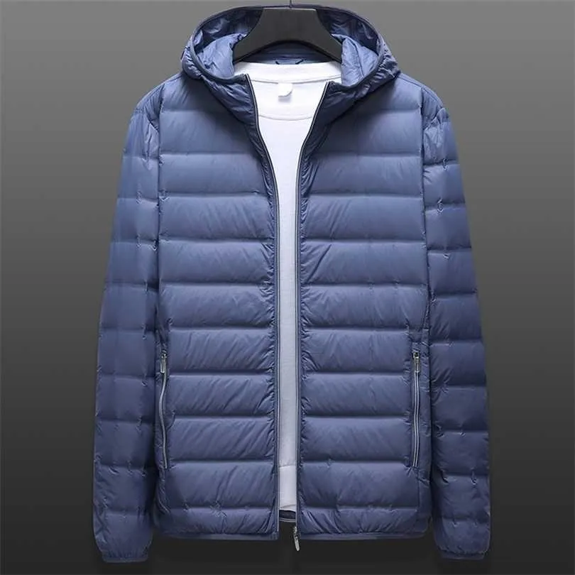Большой размер зимний с капюшоном ультра светло-нижняя куртка мужская ветровка без ветровки 90% белая утка мягкий пучок теплого пальто 6xL 7xL 8xL 211214