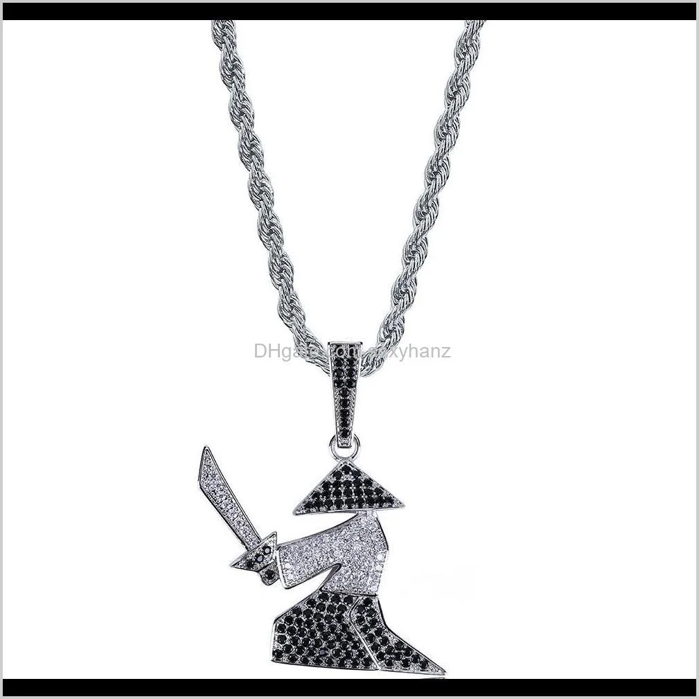 new character warrior holds the sword man pendant necklace the black and white zircons hip-hop necklace