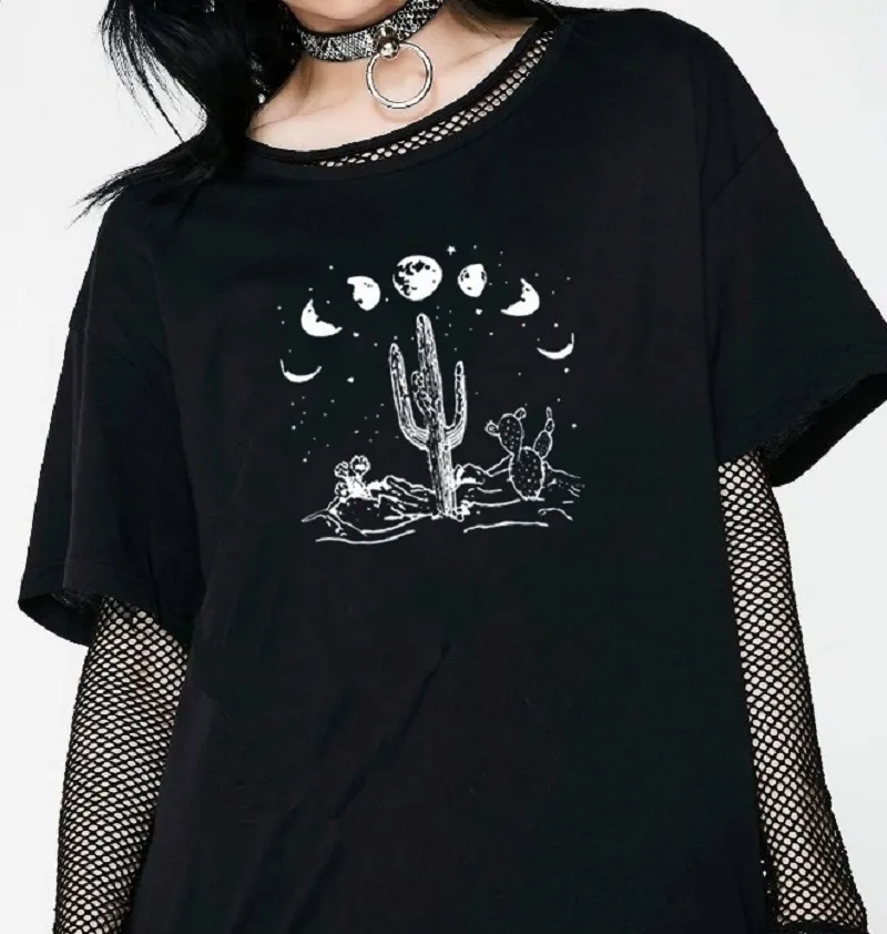 Kaktus i Galaxy Graphic Tee Harajuku Hipster Cool Grunge Kobiety T-shirt Tumblr Urzzang Zgrzewany Tee Casual Śmieszne Krótkie Rękawy 210518