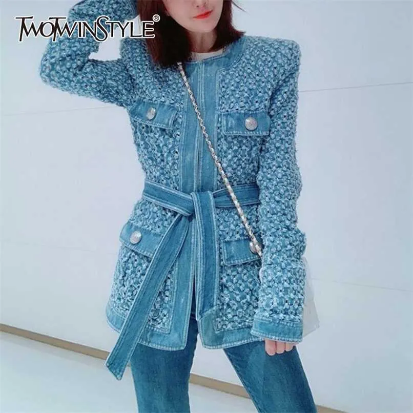 Twotwinstyle Vintage Blue Denim Jacket avec ceinture taille déchiré trou femmes manteau automne manches longues poches streetwear 211105