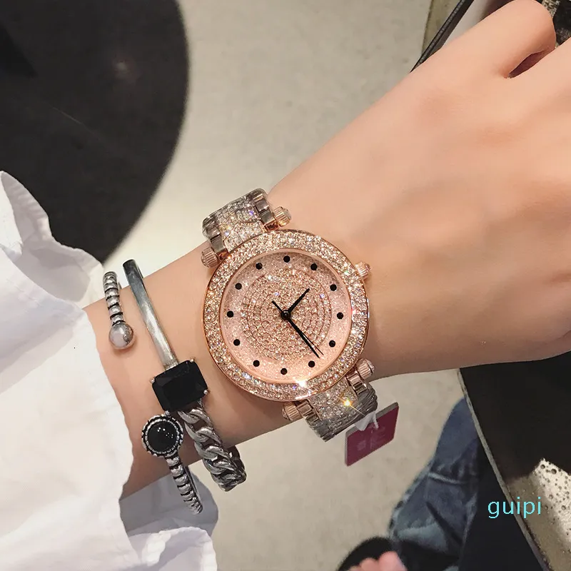 montres produit dimini industrie lourde plein diamant exquis luxe femmes montre à quartz étanche bande en acier