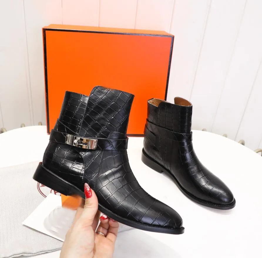 2021 Luxury Designer Women Jumping Ankle Boots Box Calfskin Boot leather sole leathers laminated heel insole lining classic design Top Quality size35-42 A2