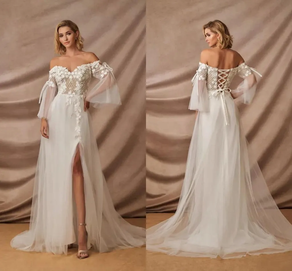 Abiti da sposa stile country da spiaggia A Line Abiti da sposa Applique bohémien Maniche lunghe Stringate sul retro Abiti da cerimonia in tulle con spacco alto Abiti da sposa