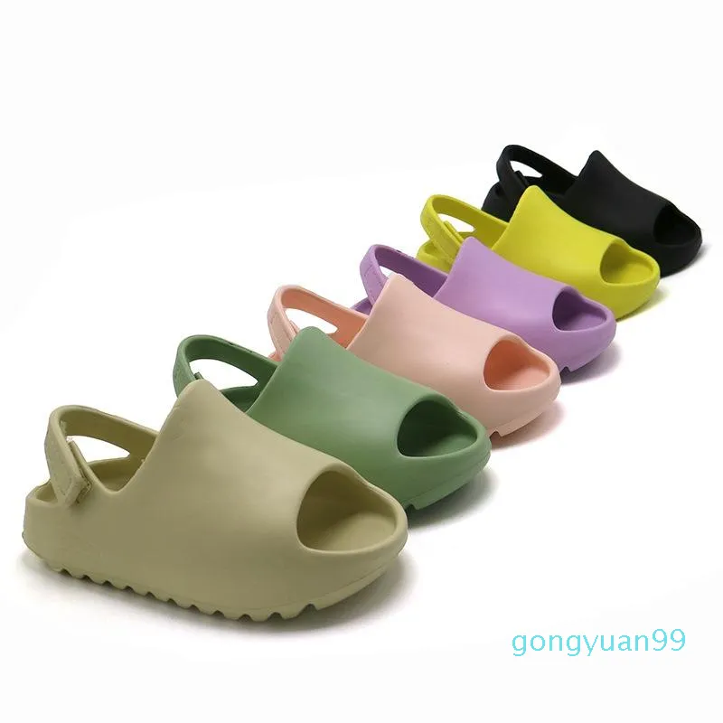 Sandalen Vier Seizoen Meisjes Jongens Baby Slippers Mini Beach Slides Sandal Flat Pool Water Schoenen Eva Home voor Kids Peuter