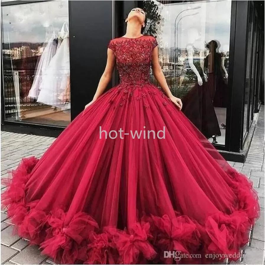 Elegant Prom Dress Long 2022 Ball Gown Beading Crystal Cap Short Sleeves Tulle Burgundy Formal Party Evening Gowns Robe De Soiree