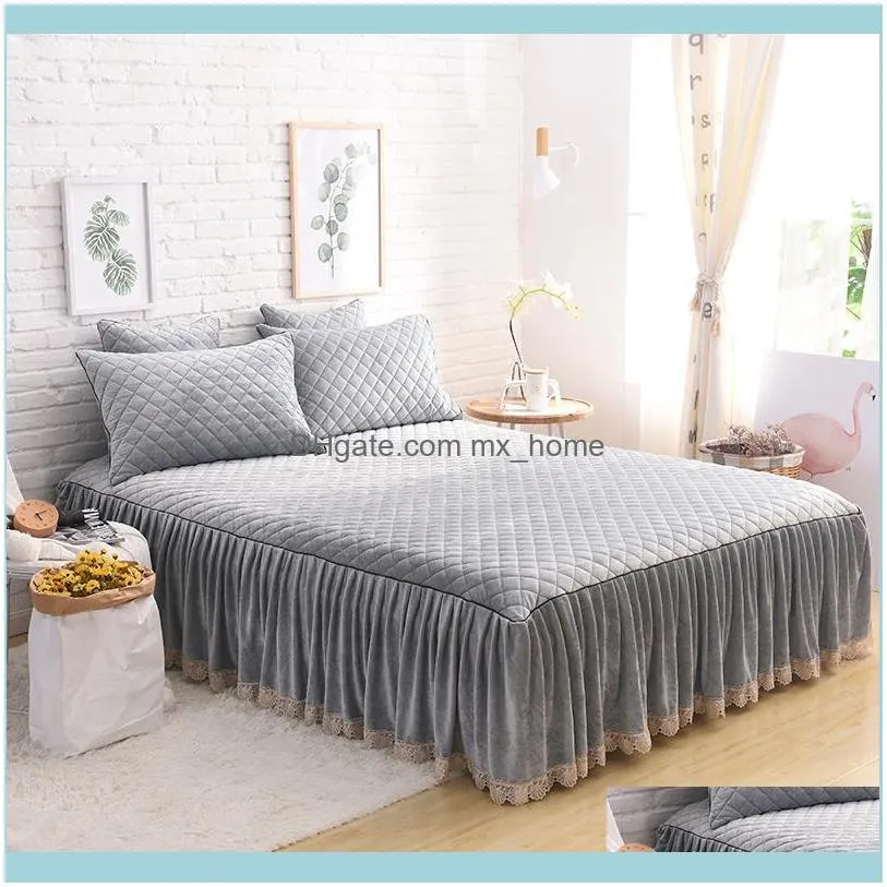 Crystal Velvet Pure Color Lace Bedding Set Winter Fleece Duvet Cover Quilted Thick Bed skirt Pillowcases Queen King size 4/6pcs