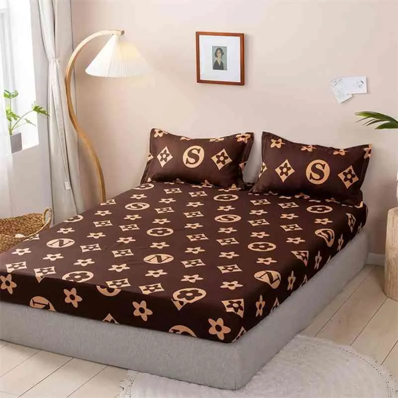 Mode Design Bed Sheet Trendy Hushållsmadrass Protector Dammskydd Non-Slip sängkläder med kuddebäddsäng Top F0087 210706