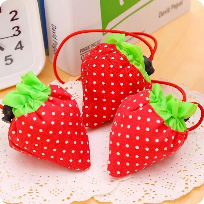 Storage Bags 1pc Est High Qulity Cute Foldable Fashion Eco Nylon Handbag Reusable Cleaning Bag Strawberry Shopping Tote