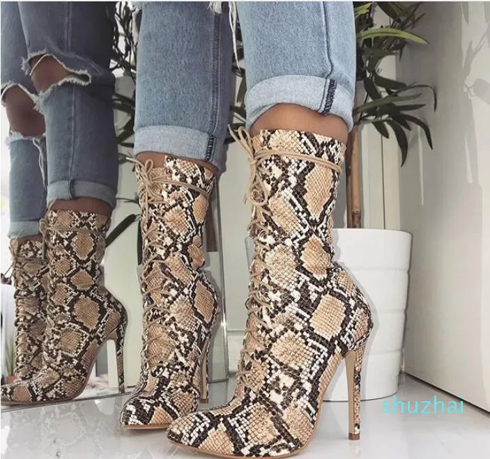 Botas de inverno Simples Clássico Sexy Apontado Salto Fino Couro Fino Ponto Sortenty Cruz com Botas de Ankle Stiletto