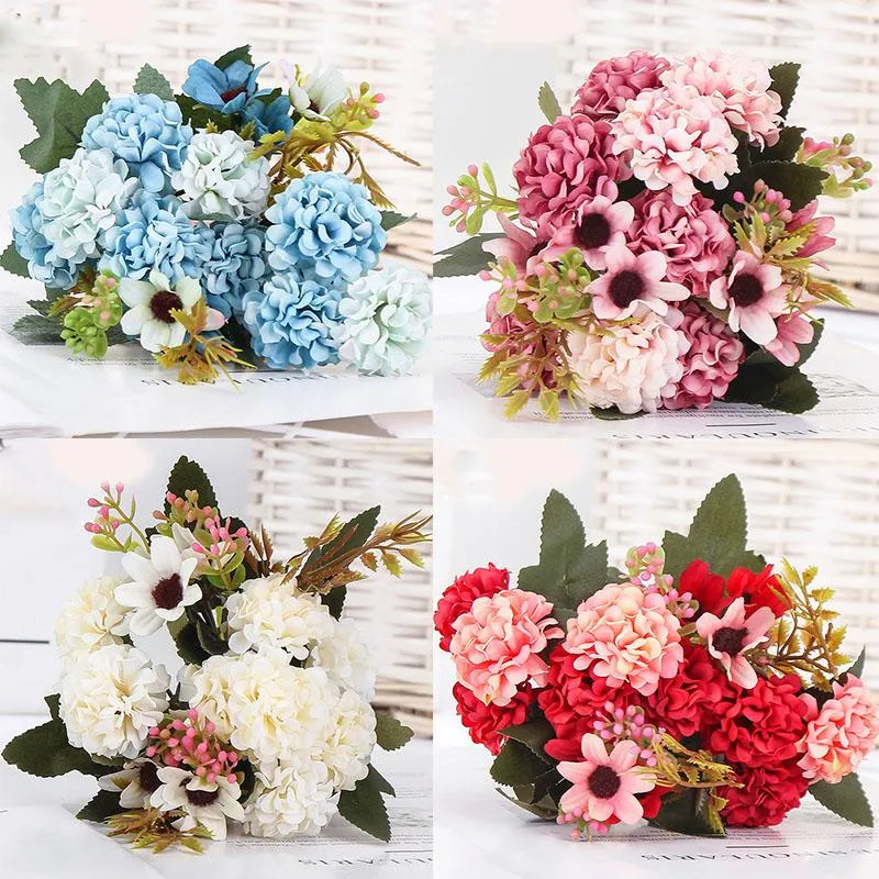Dekorative Blumenkränze, 15 Blütenköpfe, künstliche Hortensien, weiße Rose, Pfingstrose, kleiner Hochzeitsstrauß
