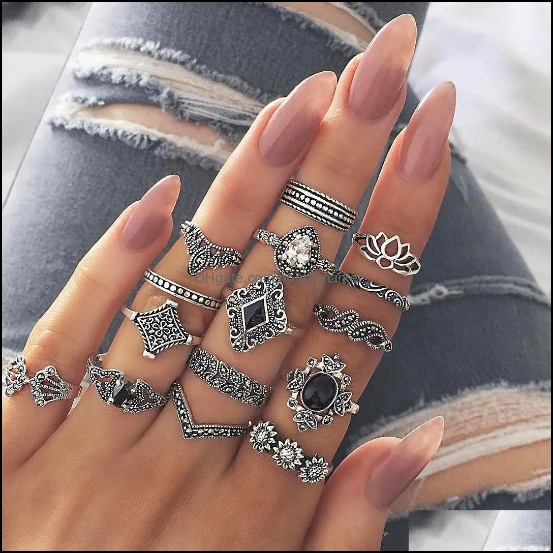 10 Styles Bohemian Antique Silver Rings Set For Women Retro Hand of Fatima Elephant flower Ankh Crescent Midi Knuckle Finger Ring