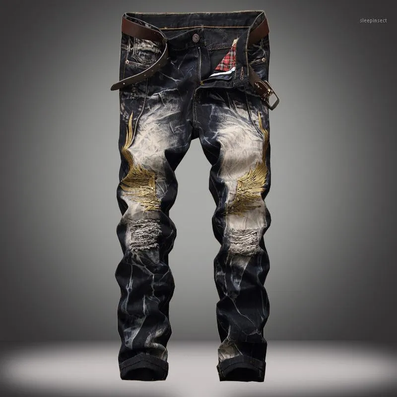 Jeans masculinos 1J moda de la calle europea y americana ala bordada personalizada pantalones perforados personalizados