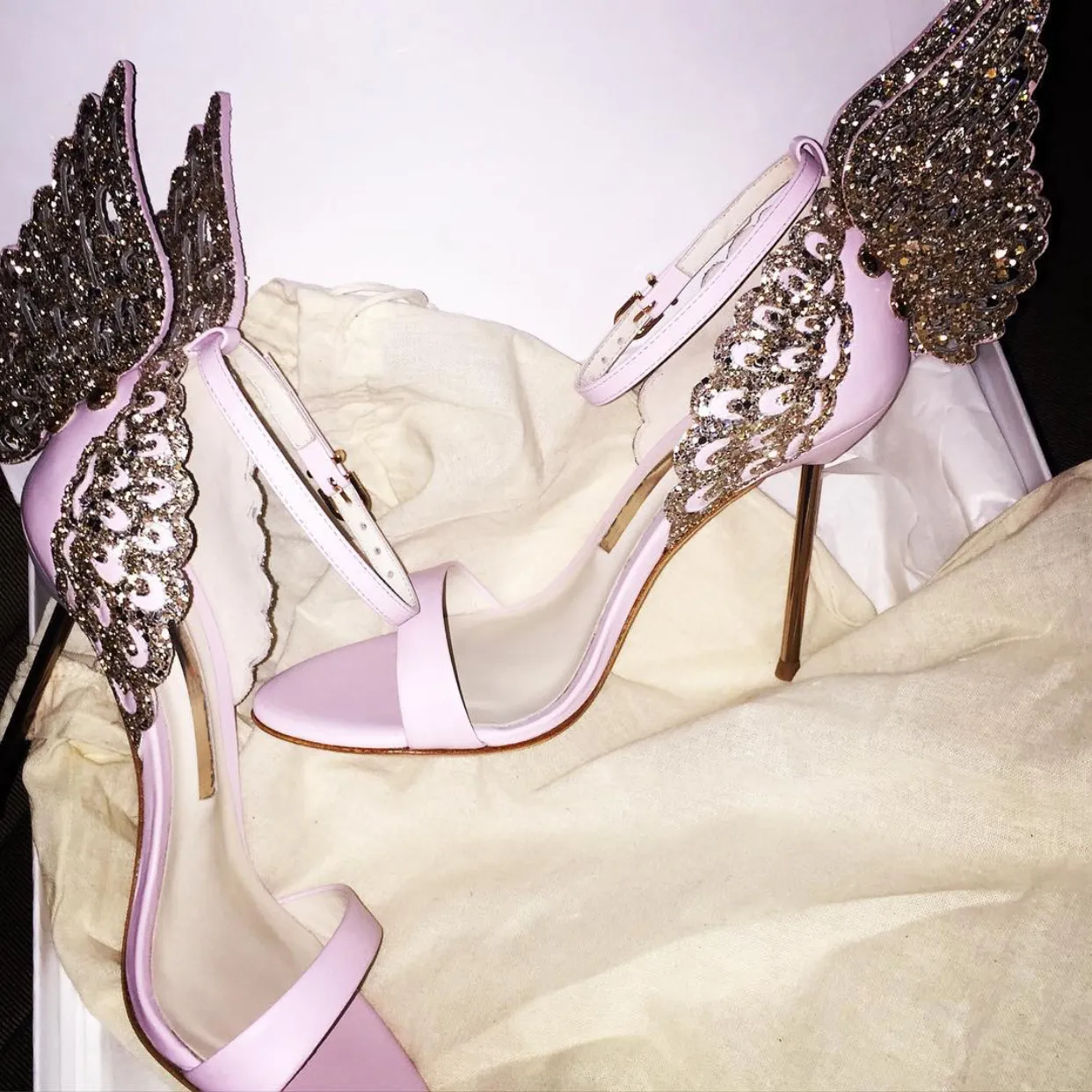 ソフィアウェブスター Evangeline サンダル Sophia Webster Evangeline Angel Wing Sandals, Black/Rose Gold