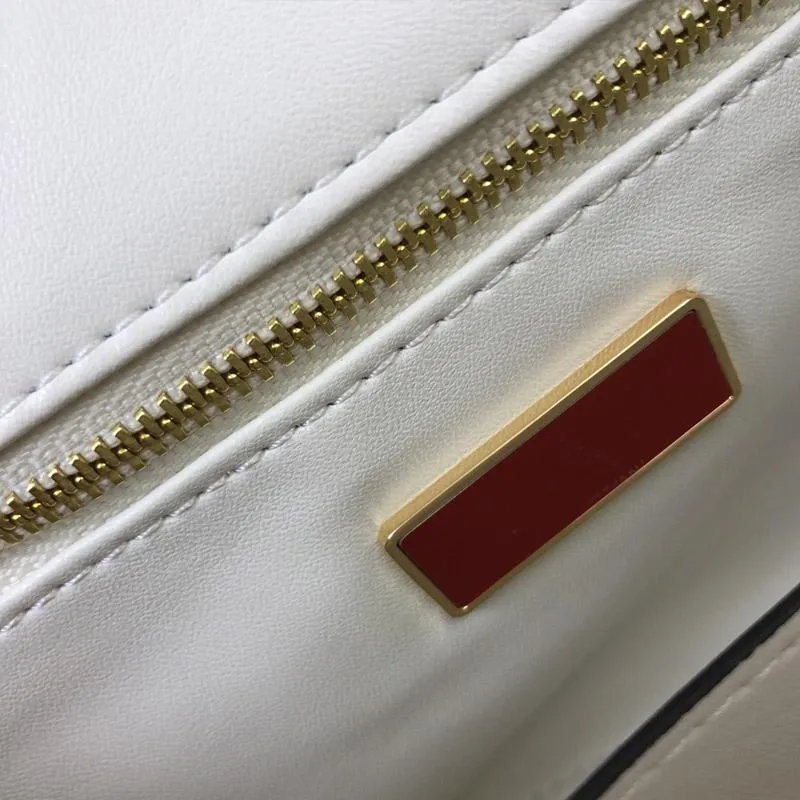 Chain Rivet Package Flap Bags Women Crossbody Bag Fashion Genuine Leather Detachable Handle Retro Brass Metal Accessories Diamond Lattice Interior Zipper