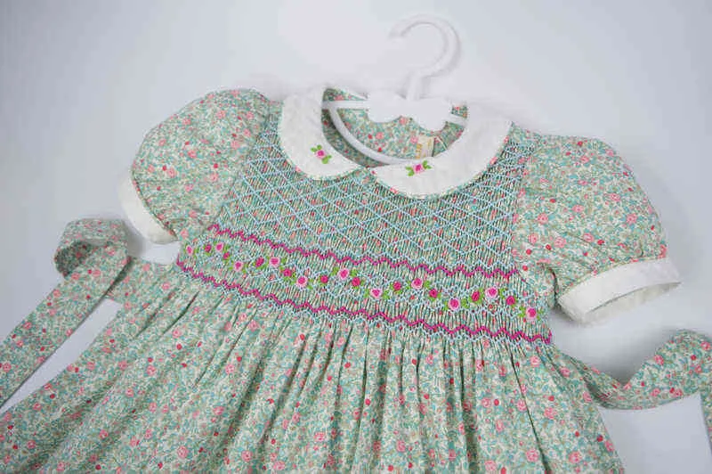 2021 Baby Little Girls Vintage Smocked Kwiatowy Sukienka Lato Dzieci Hiszpańskie Boutique Ubrania Dzieci Toddler Handmade Smock Dresses G1218