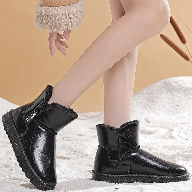 Bottes de neige antidérapantes Double étoile pour femmes, courtes et rembourrées en velours, imperméables, de haute qualité, hiver