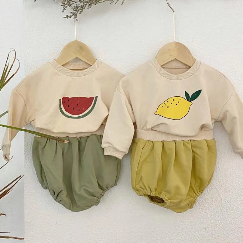 Facetjoyous 0-24 M Herfst Pasgeboren Baby Jongen Meisje Casual Sweatshirt Fruit Print Lange Mouw Tops + Shorts + Hoed Outfit Kinderkleding Set 210413