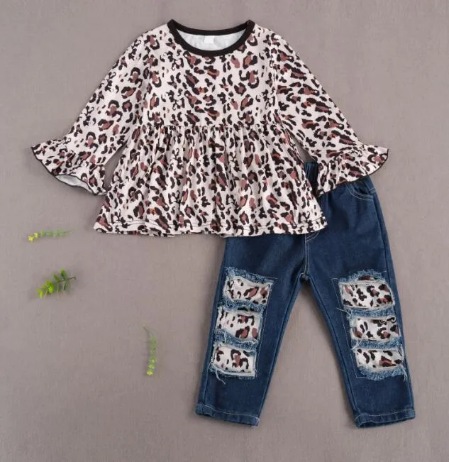 Toddler Baby Girl Conjuntos Redondo Pescoço Pagoda Manga Leopard Imprimir Tops Elásticos Cabeça Rasgado Longas jeans 2 Pcs