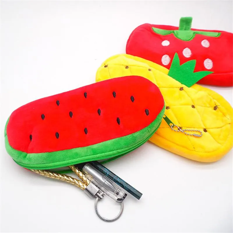 Pencil Väskor 1pc Färgglada Plysch Fruit Case Stationery Bag Watermelon Strawberry Pineapple Pencial Student Present