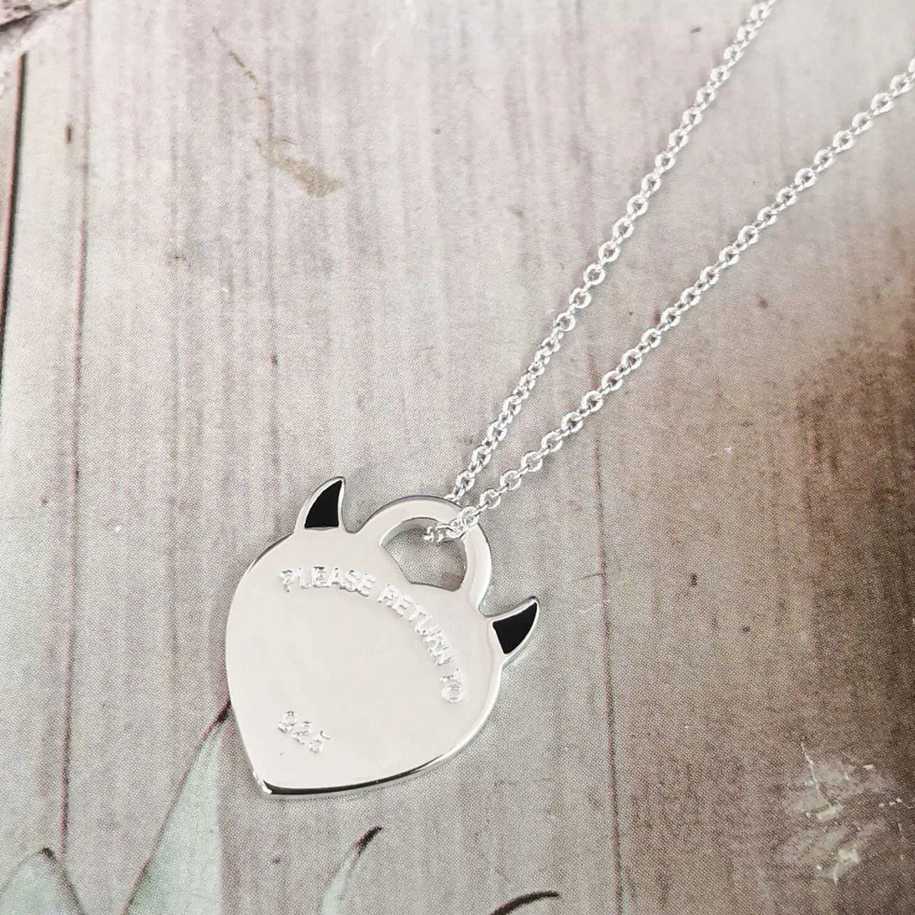MS S925 Reine Silber Klassische Rosa Email Teufel Hörner Herzförmige Halskette Anhänger Cyan Blau Kleber 210621