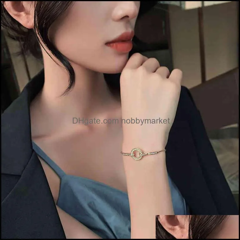 Korean new style temperament fashion micro inlaid Zircon Bracelet women`s round geometry popular elegant pull bracelet Jewelry