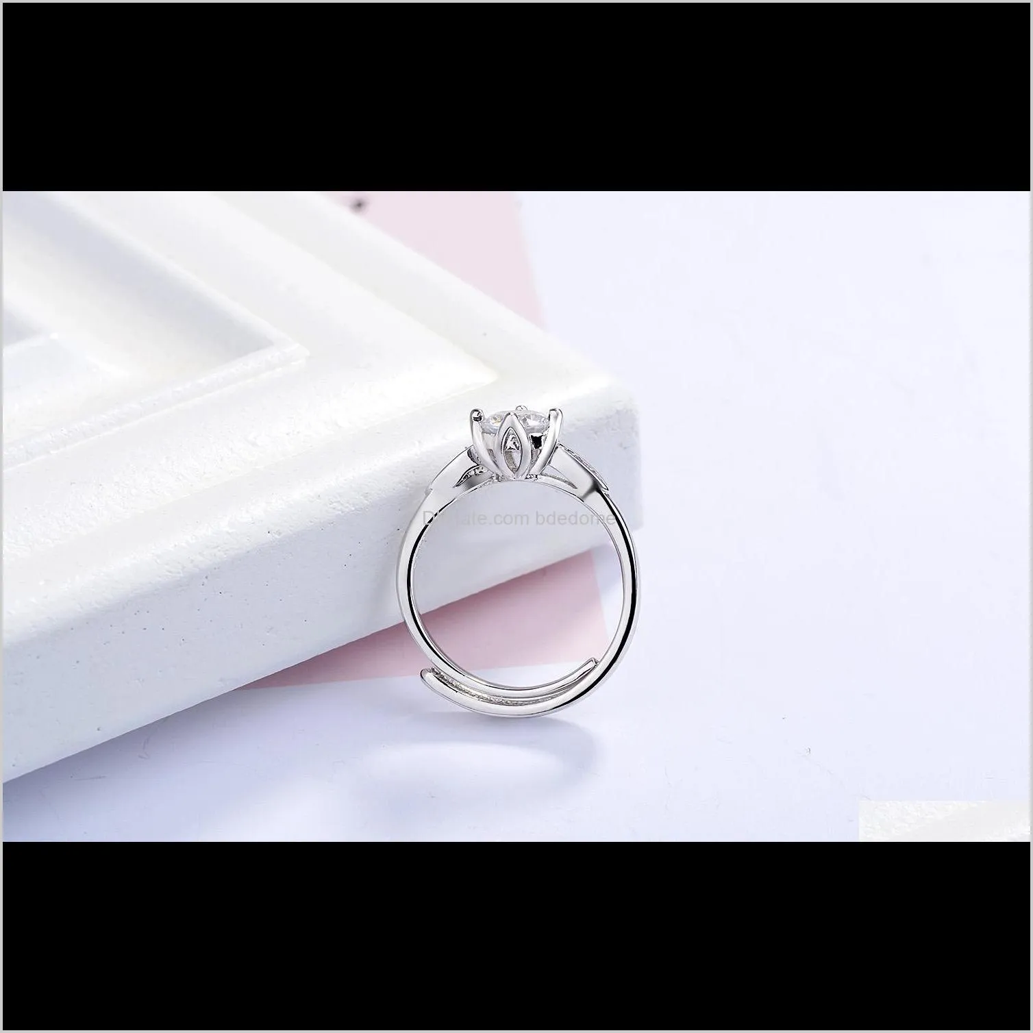 fashion jewelry adjust size ring white flower shape zircon setting with leaf brass meterial imitation rhodium plated for women gift