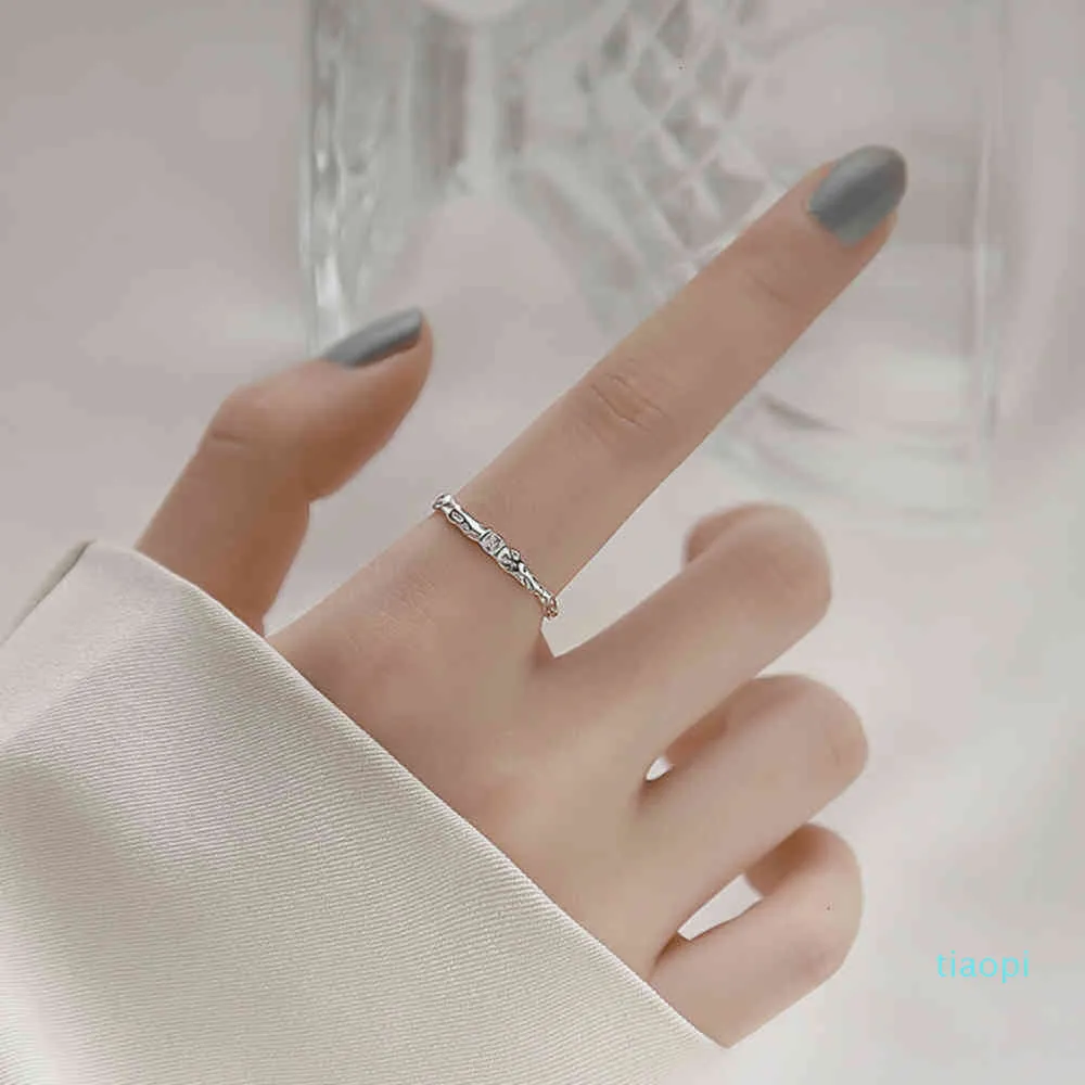 Дизайн смысл открыть обычное кольцо женское корейское простое супер шикарное квадратная алмазная сахарная бумага указатель пальца модный