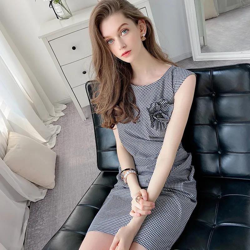Dabuwawa Exclusive Plaid Sleeveless Womens Grey Dress With Tiered