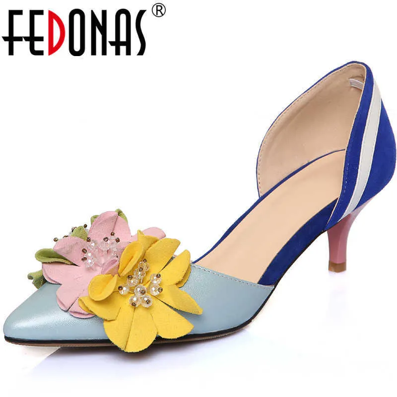 Får mocka läder kvinnor blommor färg matchande pumpar vår sommar skor finklackad söt kvinna 210528