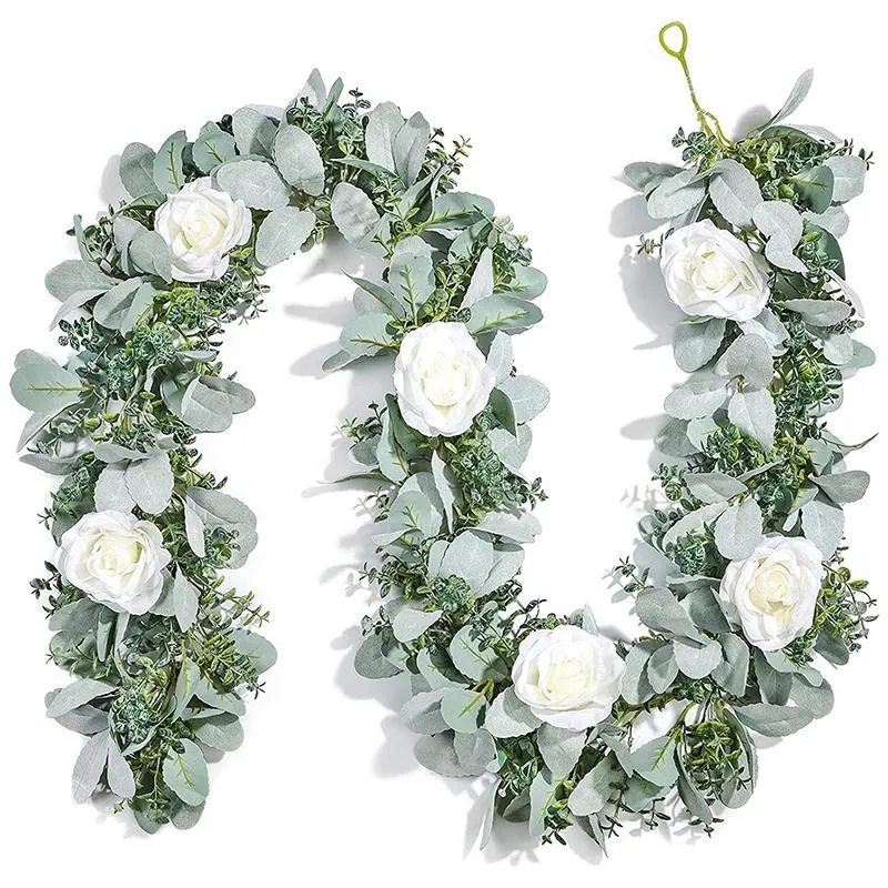 Couronnes de fleurs décoratives Guirlande d'eucalyptus de 6,7 pieds avec fleurs, oreilles d'agneaux Verdure Roses blanches Fausses vignes pour manteau de table de mariage