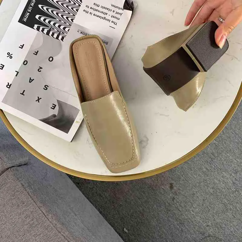 Tofflor Kvinnor Skor Sommar Slip-On Mules Fashion Loafer Slide Office Sandaler Casual Ladies Flats Designer Low Heel Leathe 1215