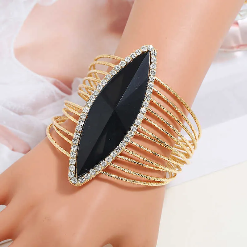 Lzhlq Geometric Circle Multilayer Wire Bangle Trendy Maxi Resin Cuff Bracelet for Women 2020 Fashion Jewelry Accessories Q0719