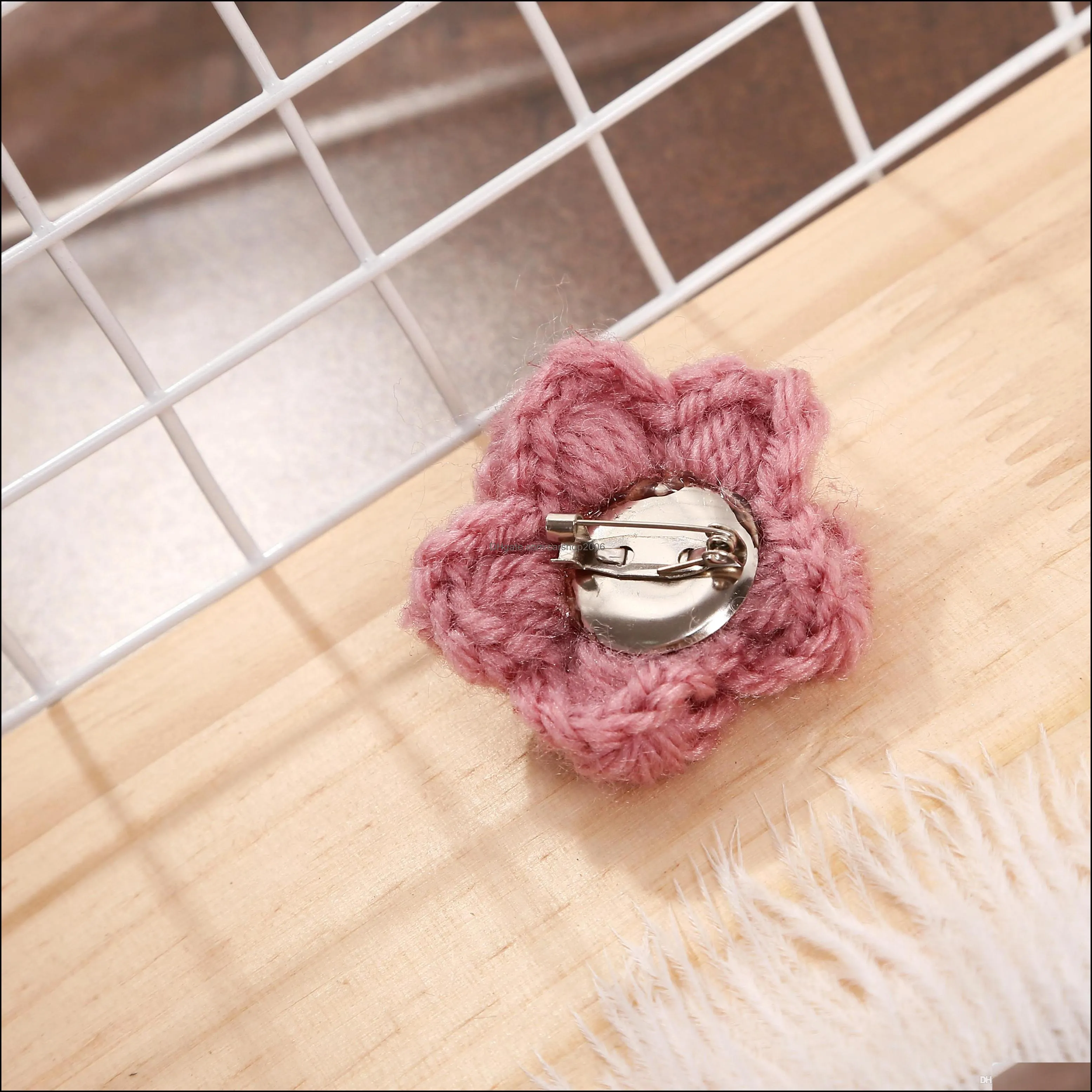 Beautiful flower brooch yarn 3 piece party holiday festival