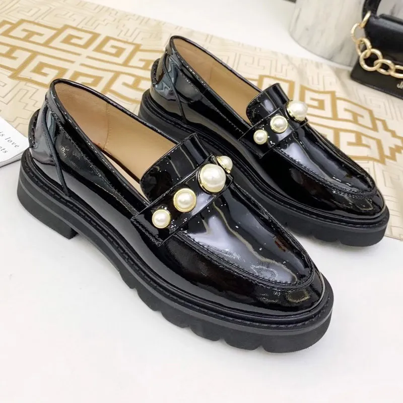 Loafers厚手ゴム底シューズ分厚いロゴプラークのローファーレディースデザイナーレザーの贅沢イタリアの高さ高めた女性スニーカーシューズ35-41