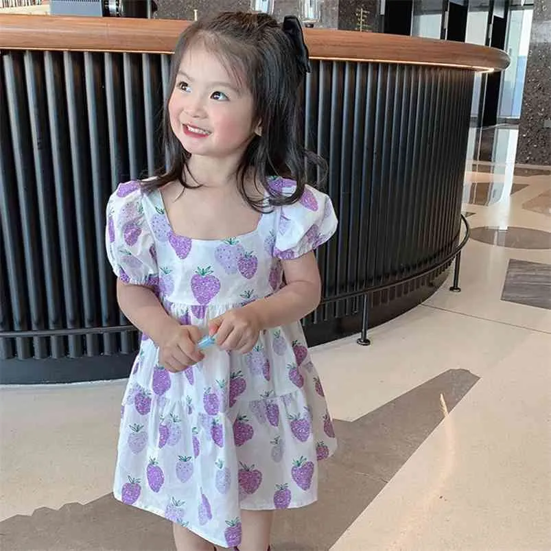 Filles d'été robe douce violet fraise col carré manches bouffantes bébé enfants vêtements vêtements pour enfants 210625