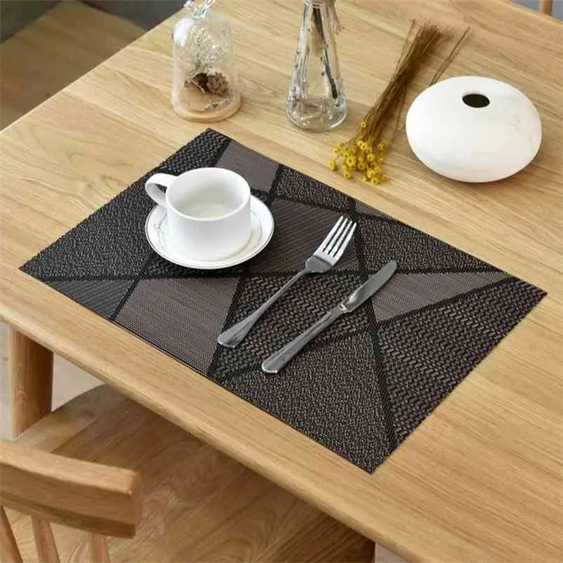 Style Placemat Anti-Slip Dekoration Mat Värmebeständig TableMat Diskar Kustbassänger för bord Europa 4PCS / Parti 210423