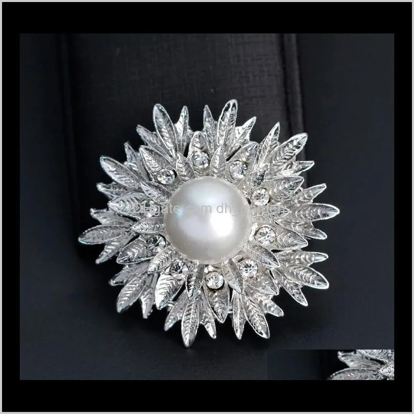 luxury silver leaf flower brooches big pearl crystal brooches pins corsage breastpin for man women wedding jewelry gift