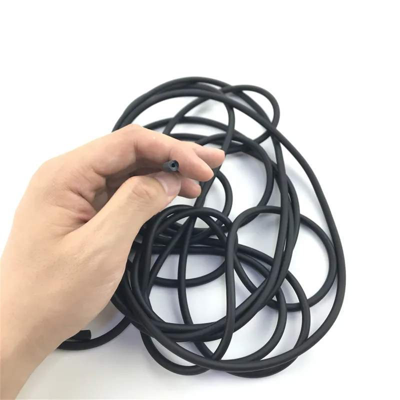 Rubberen buis 0.5-5m vijf kleuren natuurlijke latex katapults voor het opzoeken van schieten 2x5mm diameter hoge elastische tubing band accessoires