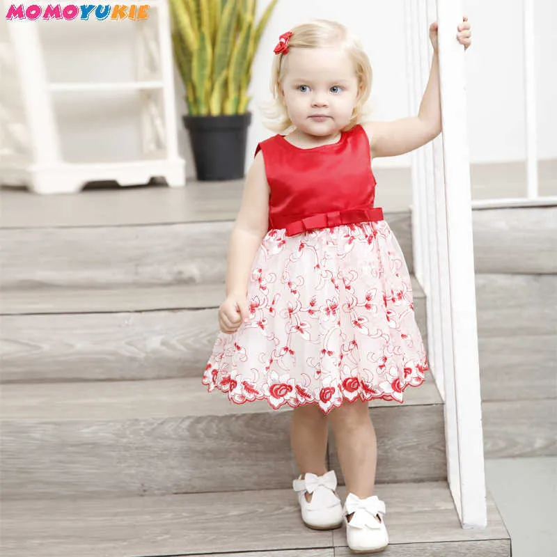 Born Baby Girl 1 anno Birthday Dress Petals Tulle Toddler Girl Battesimo Dress Infant Princess Abiti da festa per ragazze 6T 210713