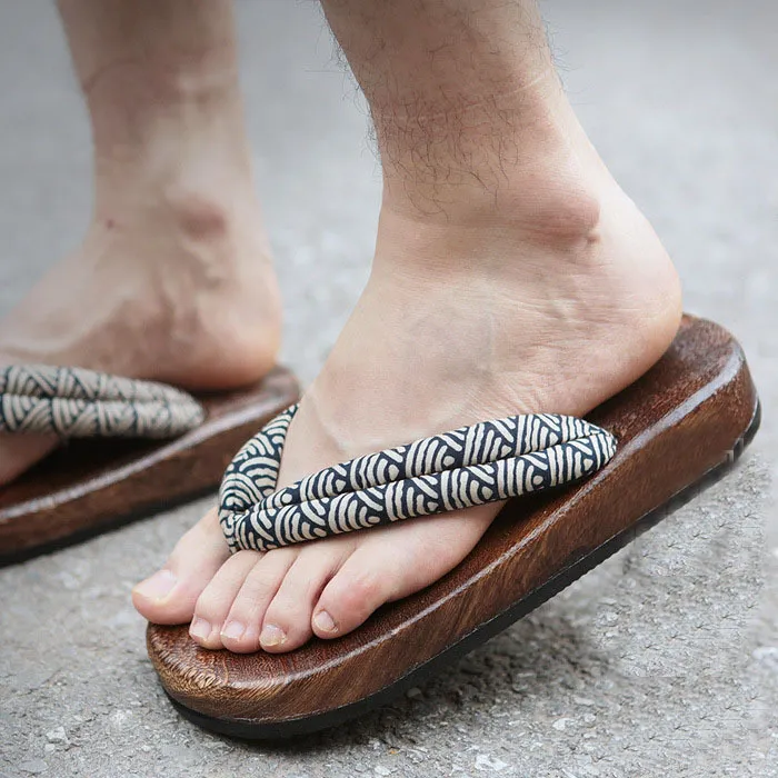 Asian style on sale flip flops