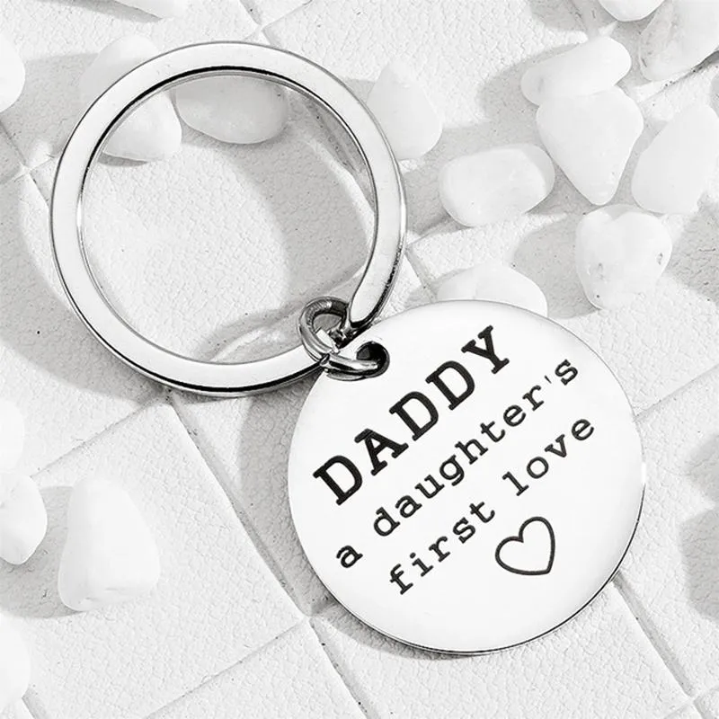 Father`s Day Personalized Gift Stainless Steel Keychain Pendant Round Car Key Chain Luggage Decoration Family Keyring