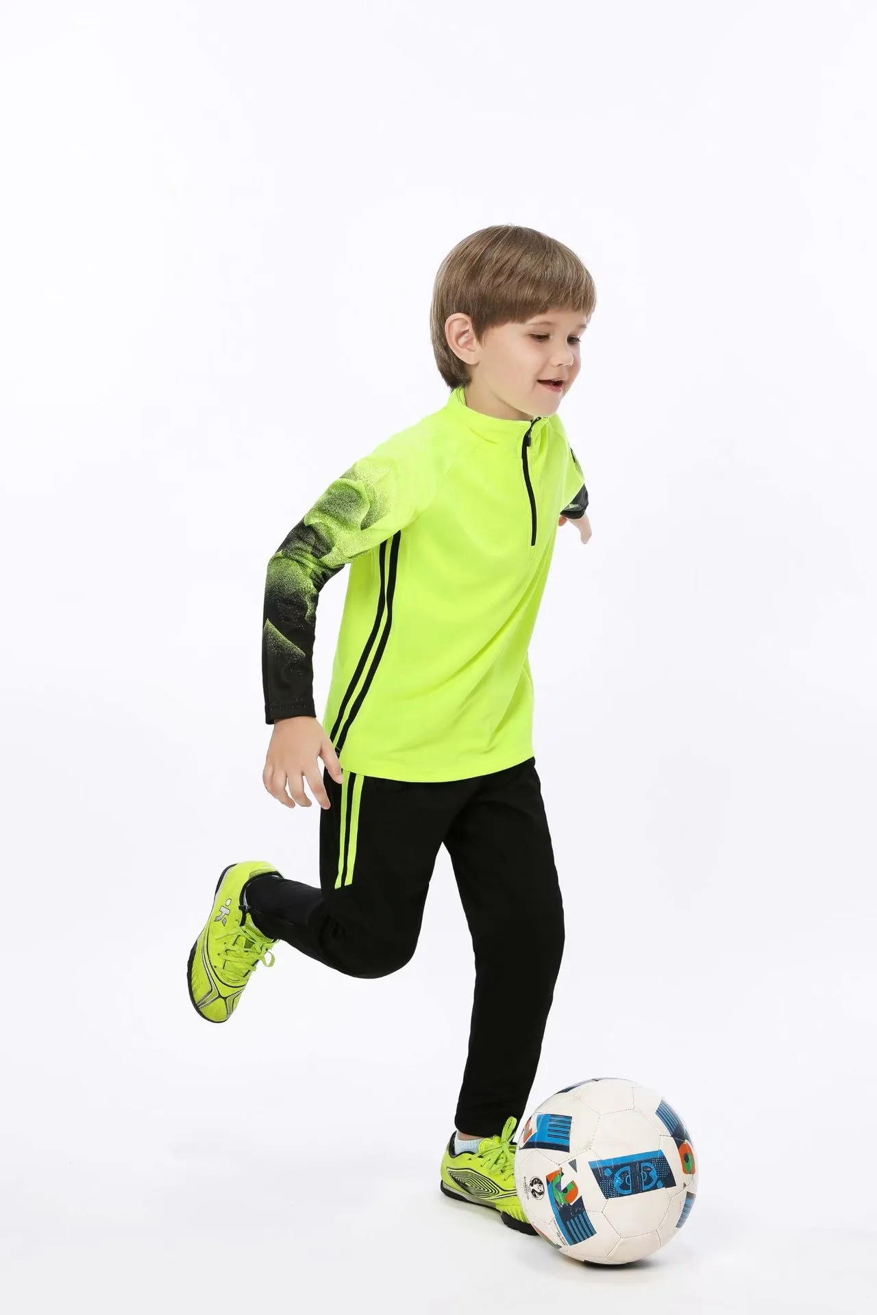 Джесси пинает 350 V2 KidsFashion Jerseys Kids Clothing Worktdoor Sport Support QC Pics перед отправкой