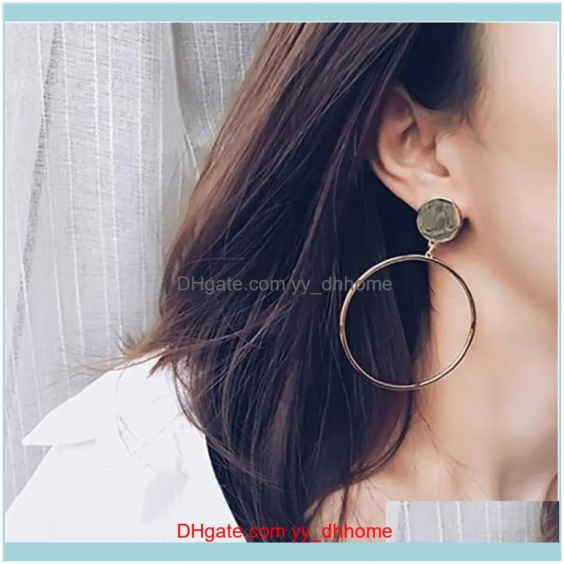 JeRy Geometric Double Circle Round Stud Earrings Women`s Lucky Number 8 Shape Hollow Big Hoop Earring & Huggie