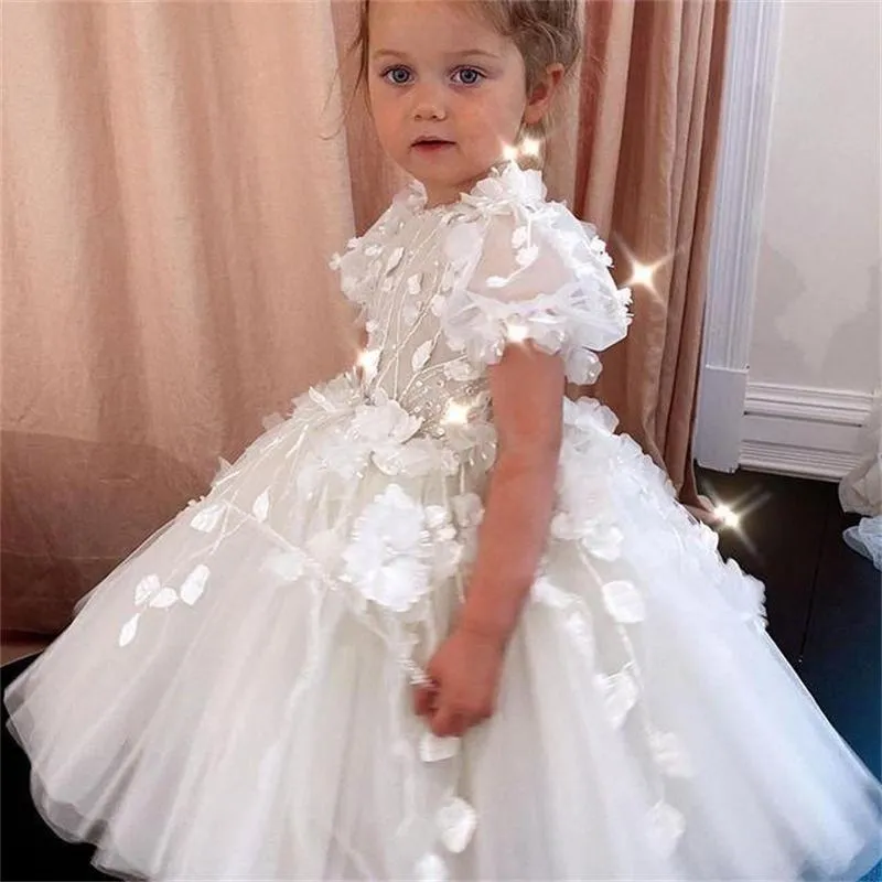 Princess White Flower Girl Dresses Lace 3D Floral Appliques Puffy Ball Gown Tiered Skirts Girls Pageant Dress Open Back Party Gowns For Teens