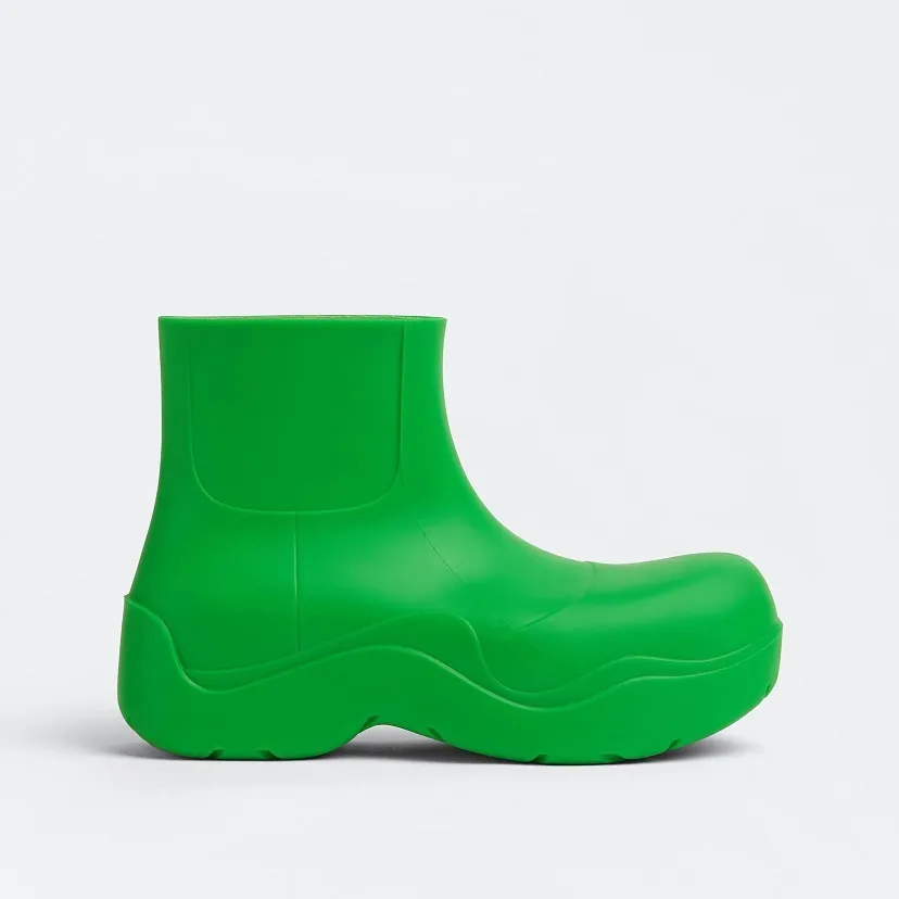 Partihandel Toppkvalitet Candy Color Big Head Rain Boots Luxury Designer Tjock-Soled Short Tube Vattentät Avokado Chelsea Martin Stövlar Storlek 35-40