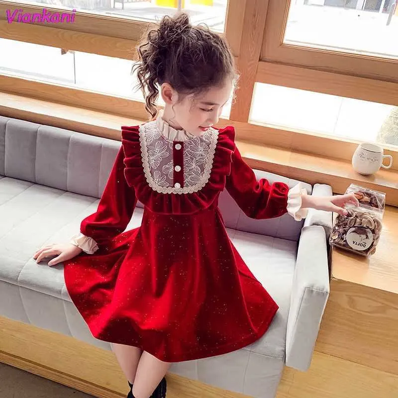 Meninas Vestidos 2021New Design Vermelho Veludo Princesa Laço Ruffles Manga Longa Slim Crianças Party Roupas Top Quality Meninas roupas Q0716