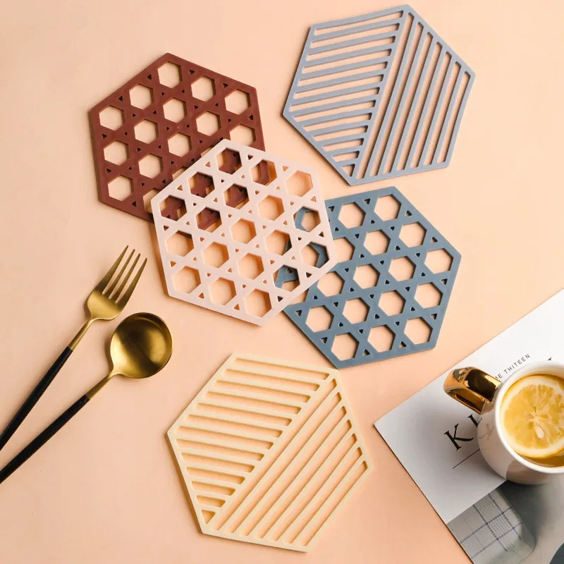 Silikonowa stołowa Mata do izolacji Coaster Cup Hexagon Mats Pad Izolowany Ogrzewanie Platemat Home Decor Desktop