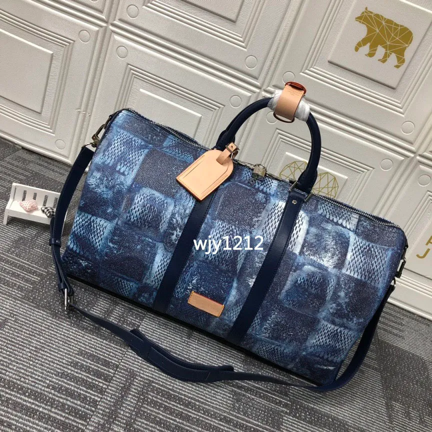 Classic high quality luxury designer travel bag classics coated canvas handbag men's and women's fashion diagonal shoulder bags handbags wallet free ship