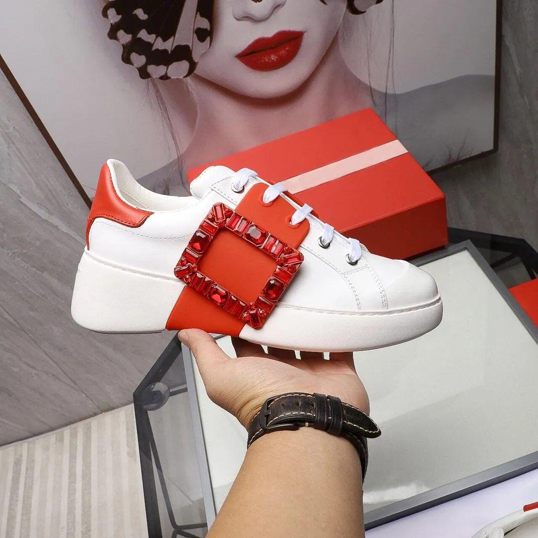 2021 Designer Luxury Women Casual Shoes Low-top Leather Sneaker Lady Calfskin Crystal Lace-up White Shoe Street Style Fashion Comfort Top Quality With Box Size 35-40