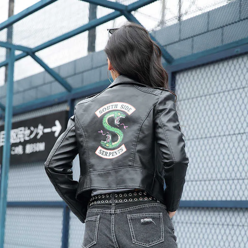 女性 Riverdale 蛇フェイクレザージャケットクロップトップサウス 